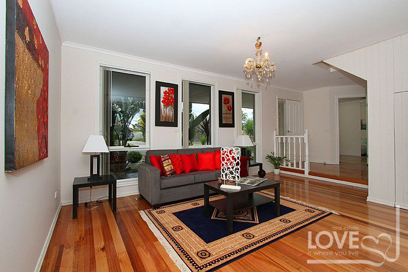 5 BEDROOM FAMILY HOME IN A PRIME LOCATION