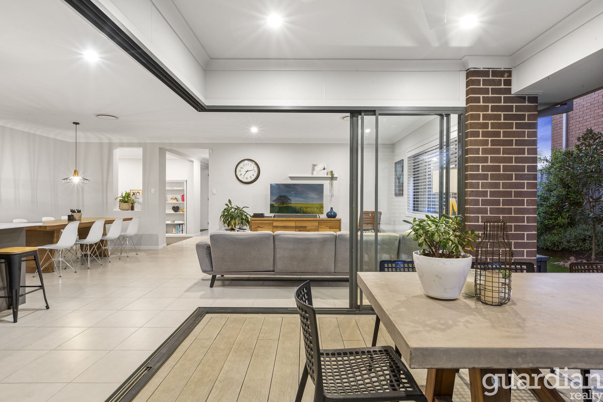 26 Chessington Terrace Beaumont Hills NSW, Beaumont Hills - Thumbnail 6