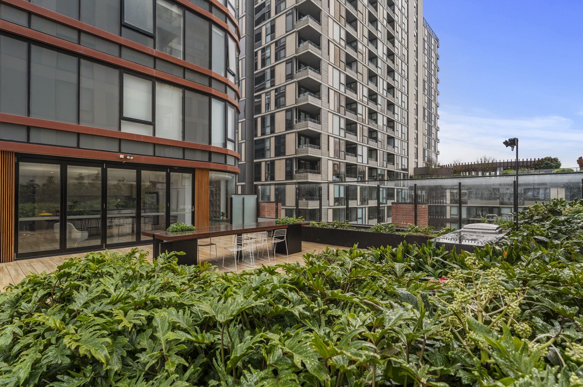 Spacious Apartment with Exclusive Amenities!