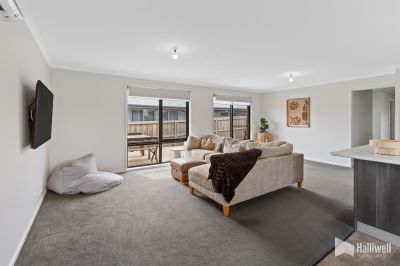 3
 
 
 
  
 
 
 2
 
 
 
  
 
 
 1
 
 
 
 
 
 
 
 148 Bradshaw Street, Latrobe TAS 7307, Latrobe - Thumbnail 7