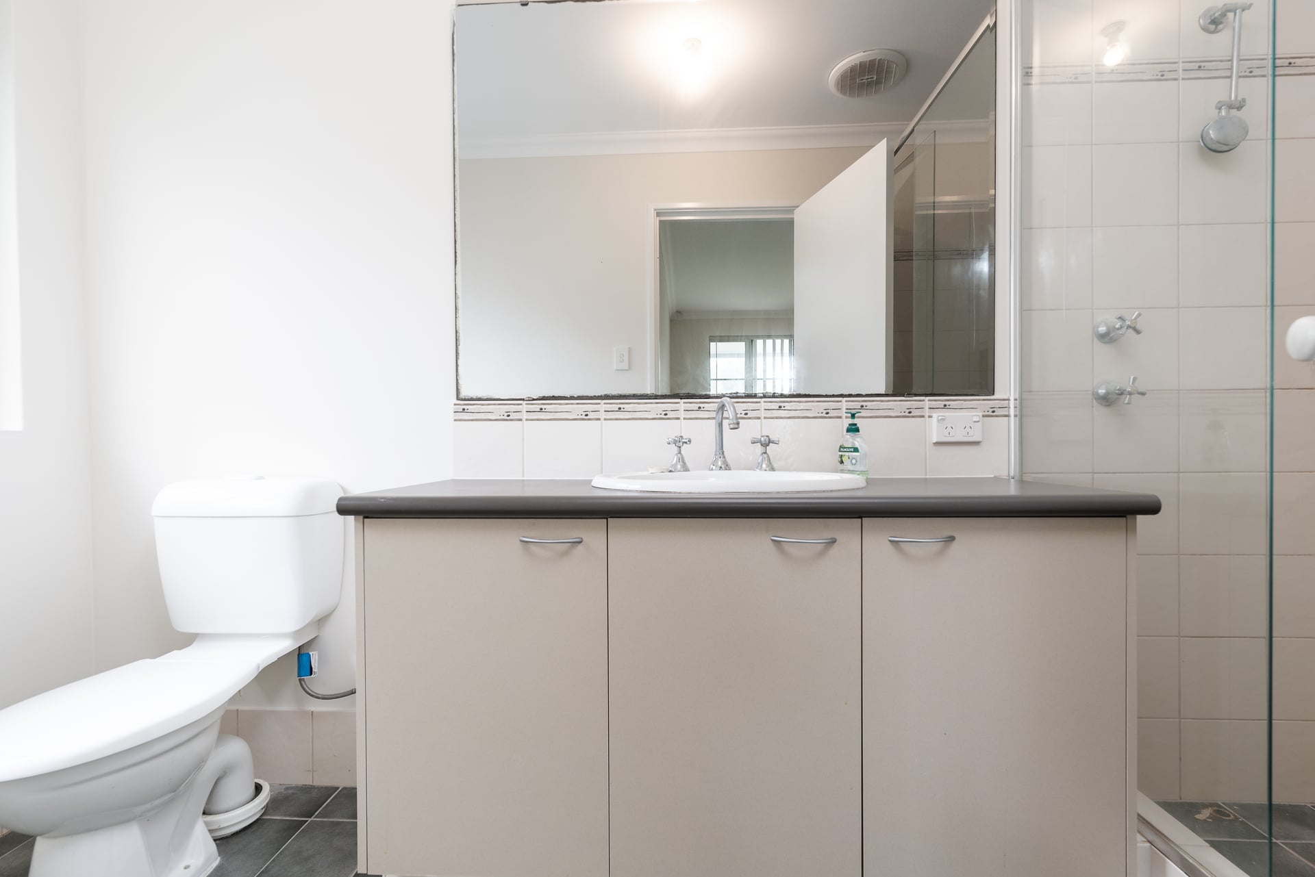 4 Burleigh way AUBIN GROVE WA, Aubin Grove - Thumbnail 8