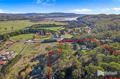 4
 
 
 
  
 
 
 1
 
 
 
  
 
 
 4
 
 
 
 
 
 
 
 27 Twiss Street, Latrobe TAS 7307, Latrobe - Thumbnail 5