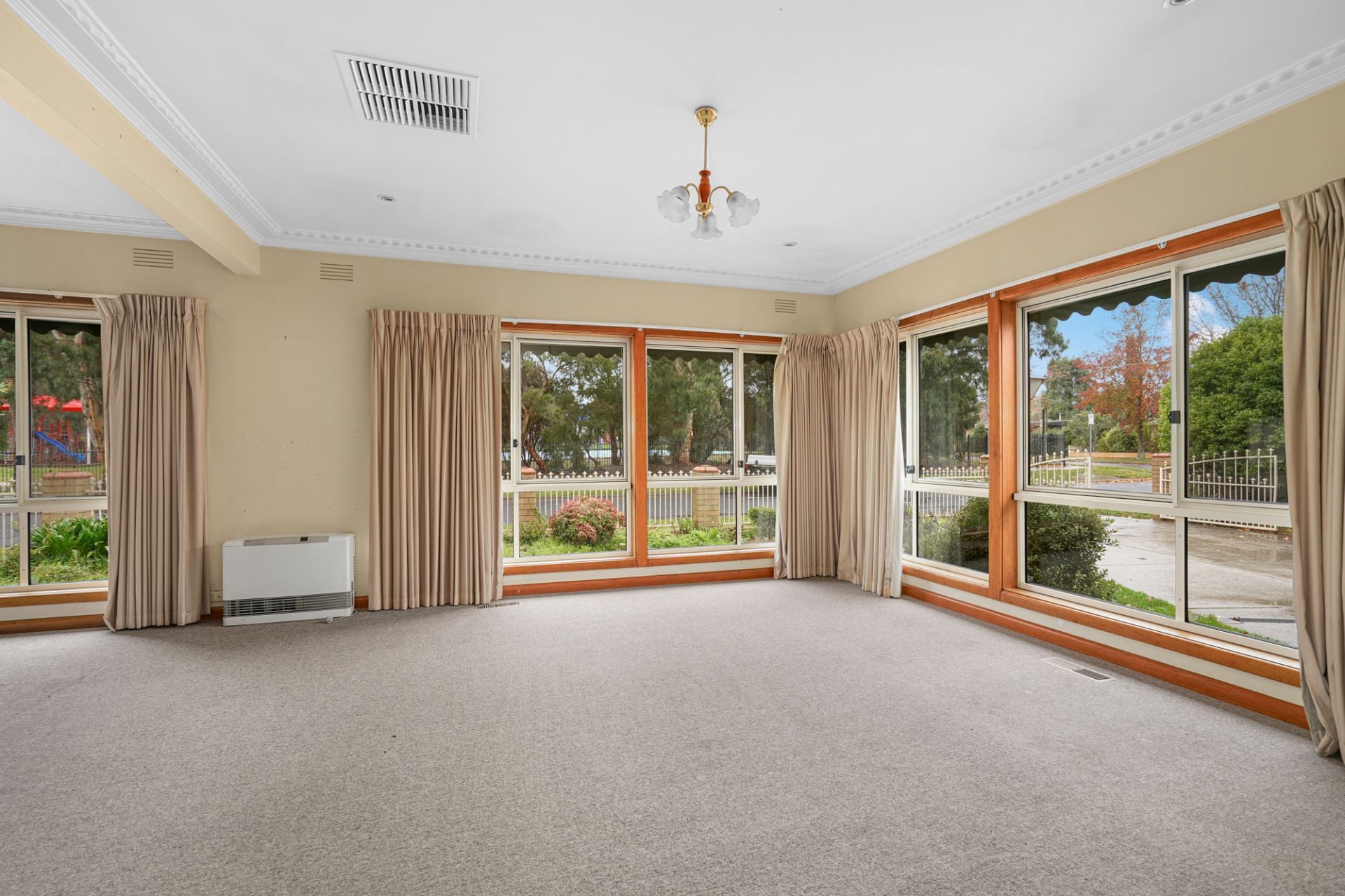 4 Gwenith Avenue, Newington, Newington - Thumbnail 6