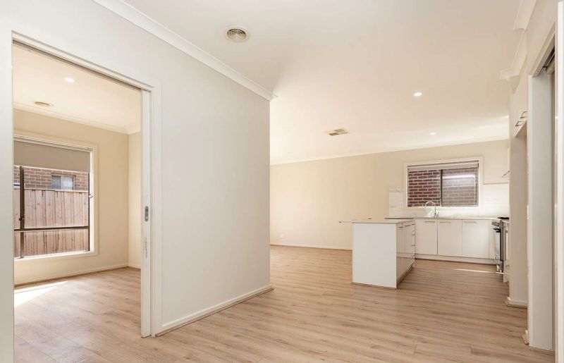 75 Goldeneye Circuit, Werribee OBrien Real Estate