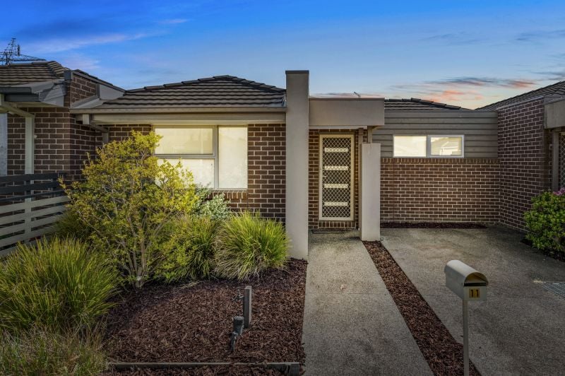 11 Mahon Road, Epping