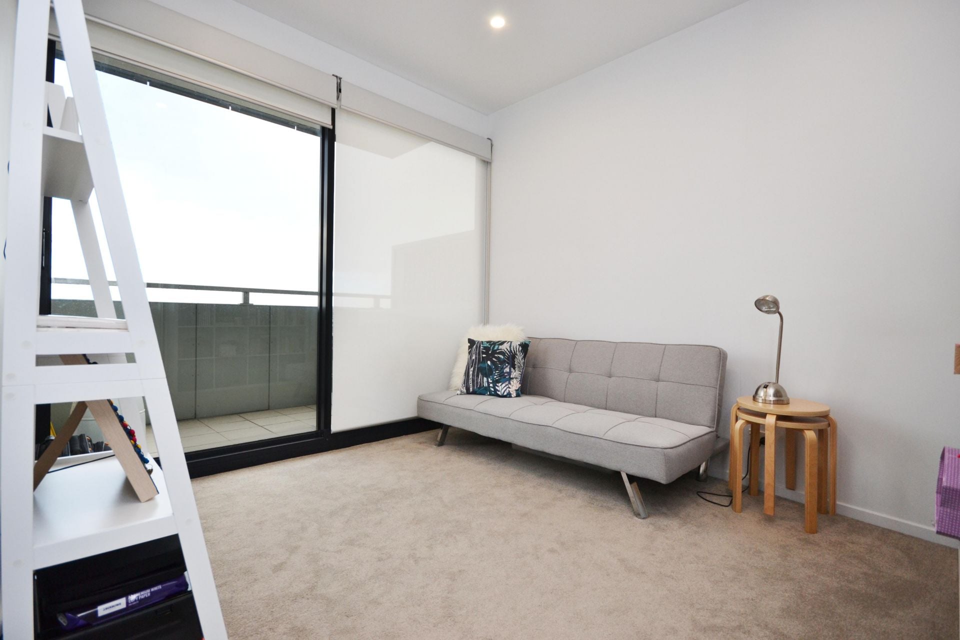 CONTEMPORARY AND CHIC WITH SWEEPING VIEWS