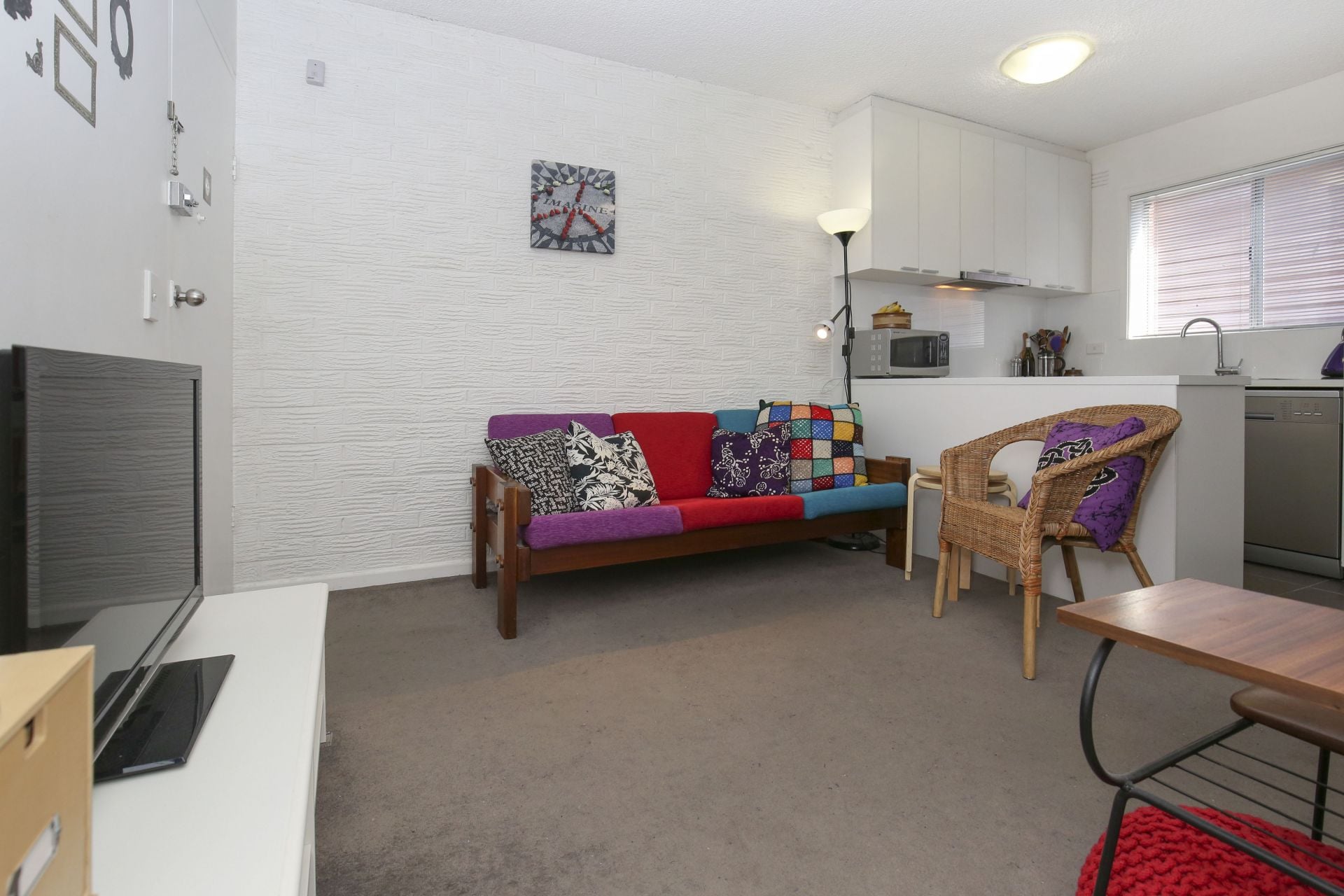 THE PERFECT PLACE TO CALL HOME *FIRST WEEK RENT FREE*