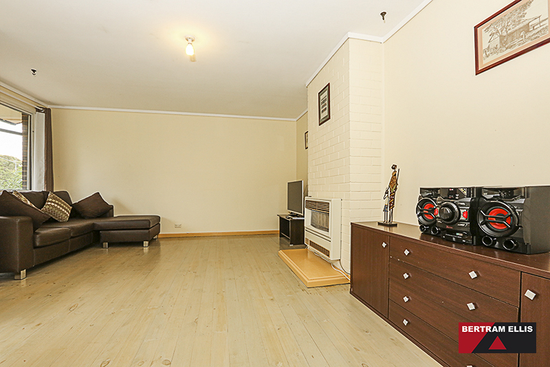 24 Yambina Crescent, Waramanga - Thumbnail 3