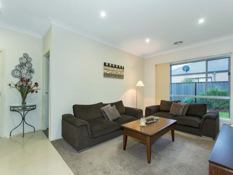 23 Ashbury Grove, Hillside - Thumbnail 6