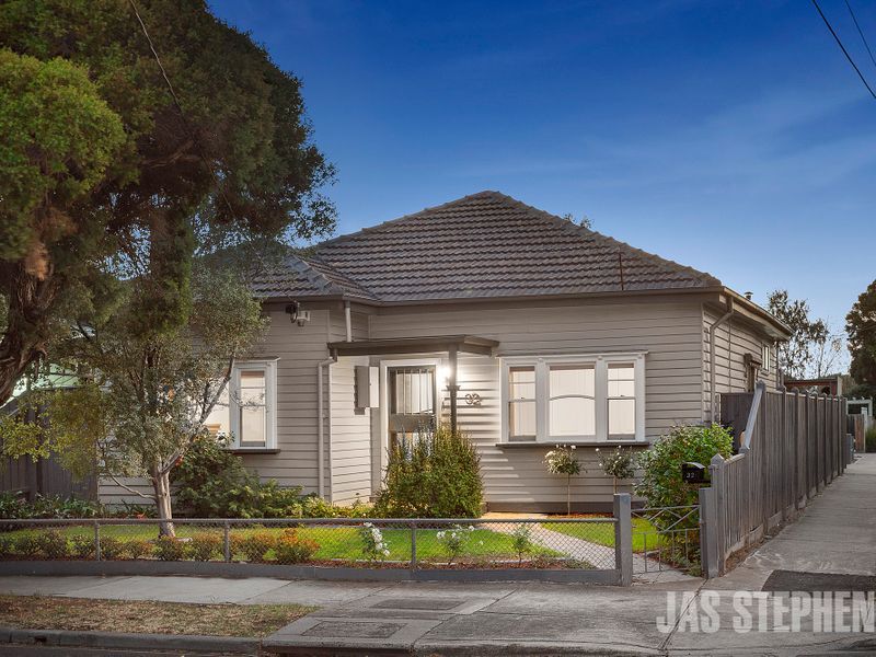 32 Palmerston Street WEST FOOTSCRAY VIC, West Footscray - Thumbnail 2