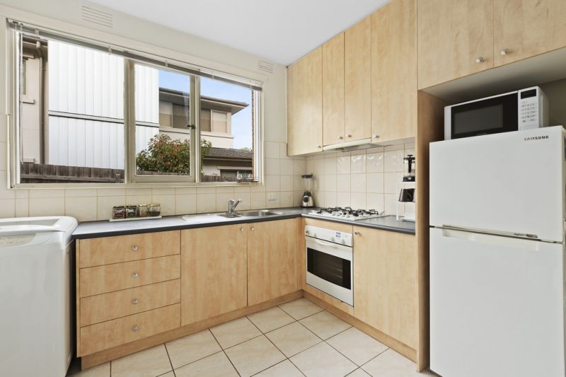 3/553 Whitehorse Road, Surrey Hills - Thumbnail 3