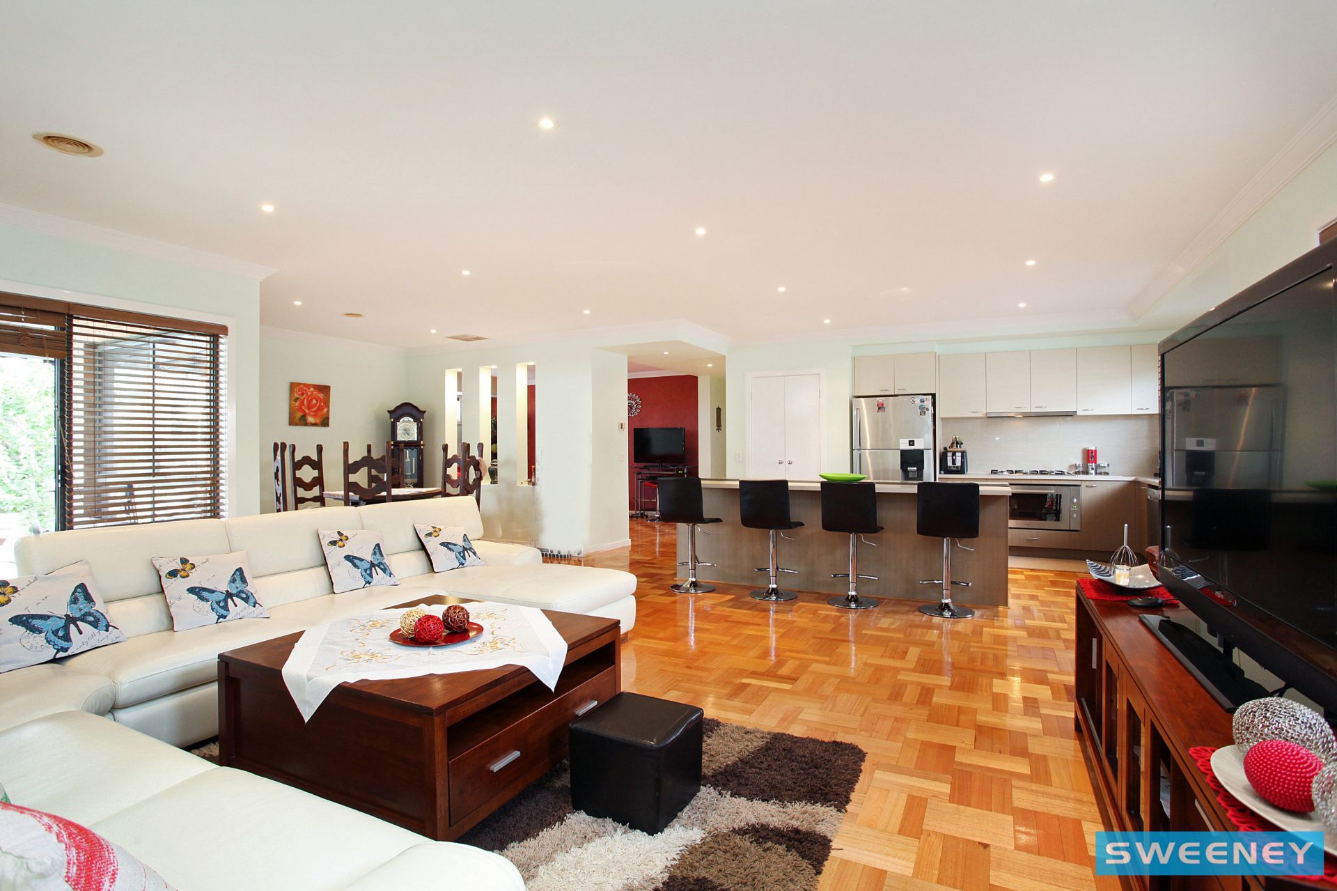 14 Illawarra Circuit, Taylors Hill - Thumbnail 7