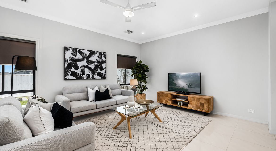 Colebee 43 Oakhill Crescent