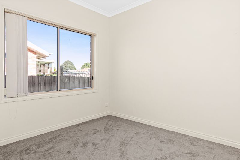 2/5 Hawthorn Court, Mill Park