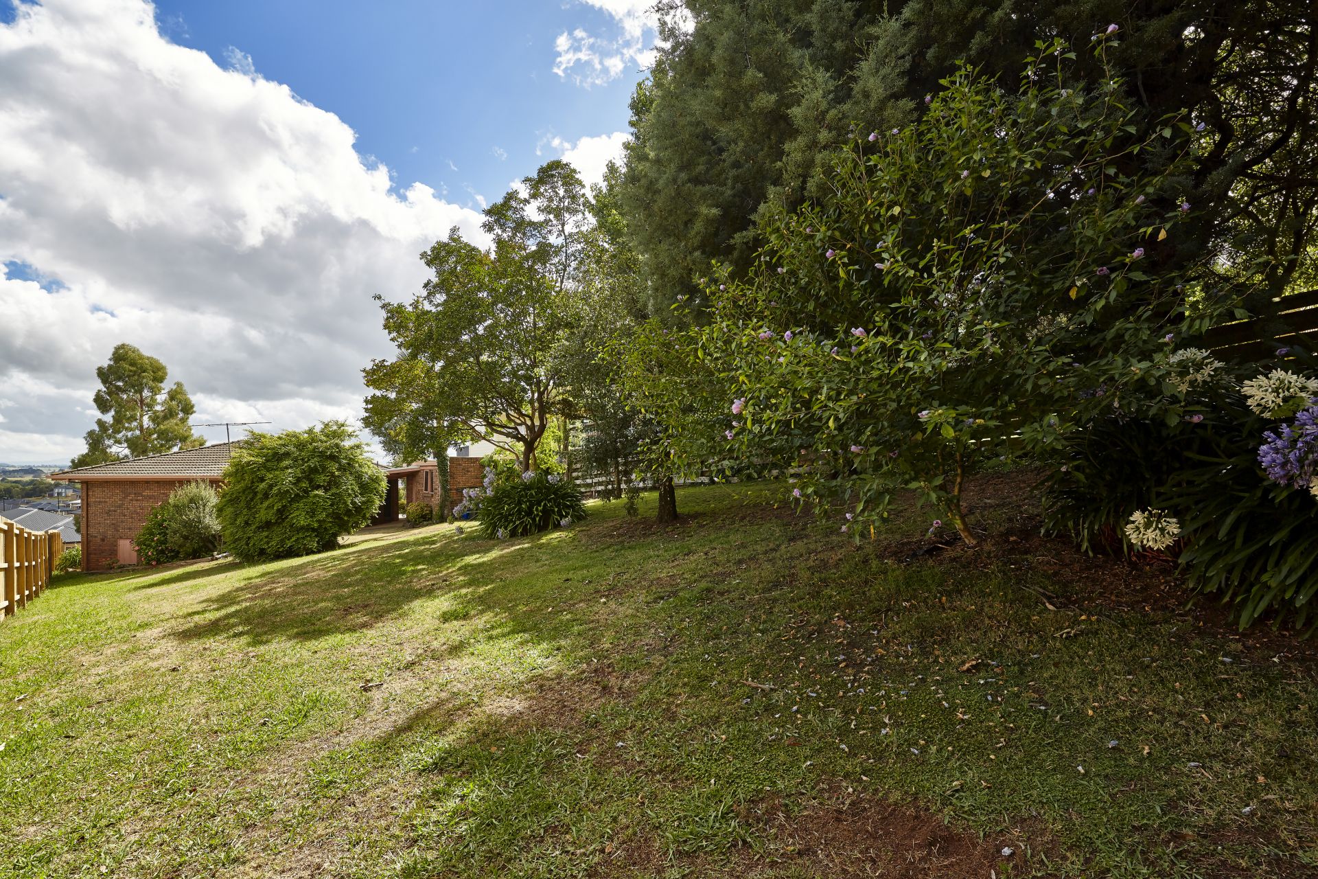 72 McNeilly Road, Drouin OBrien Real Estate