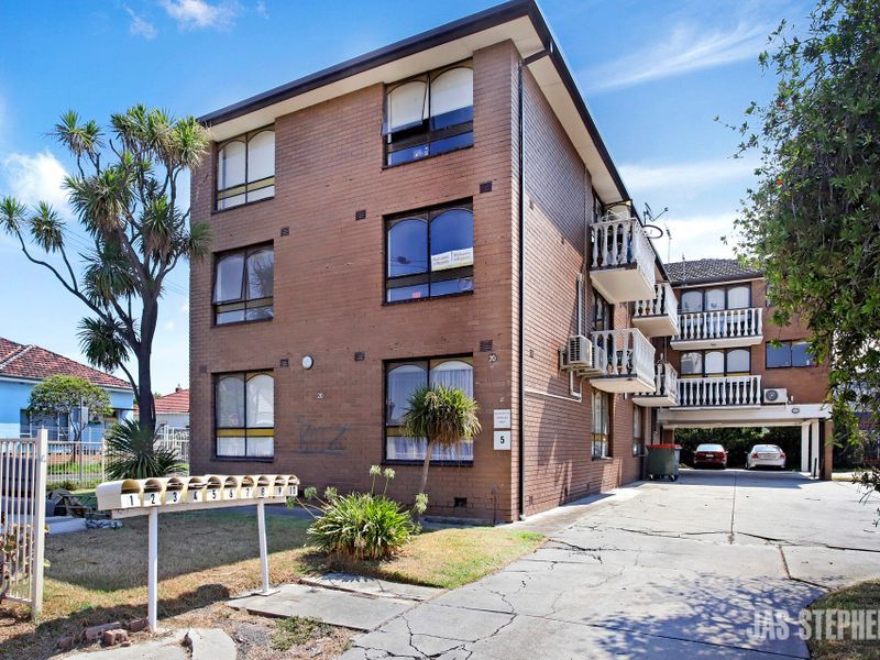 4/20 Moore Street Footscray VIC, Footscray - Thumbnail 2
