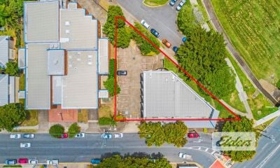 STONES CORNERS BEST EXPOSED FREESTANDER WITH THE LAND TO MATCH!