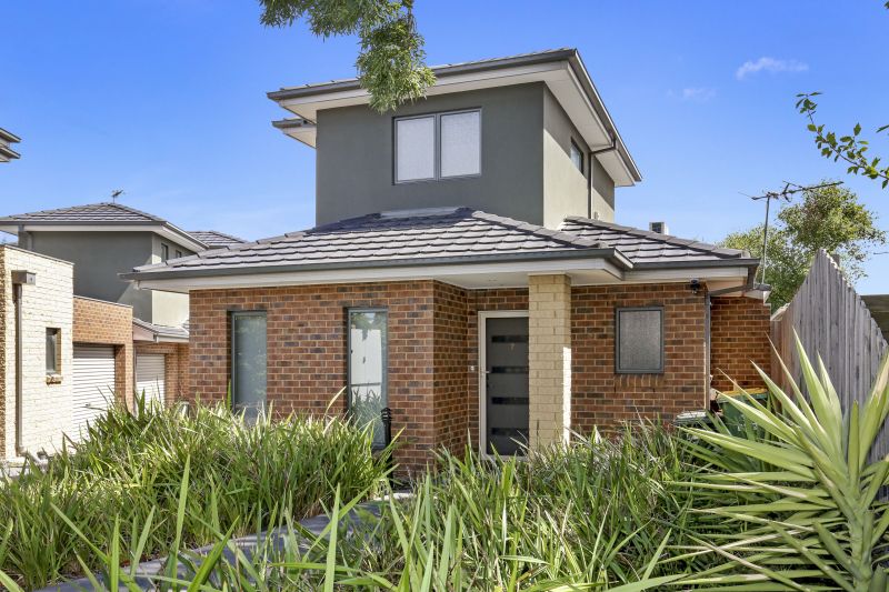 7/18 Maclagan Crescent, Reservoir
