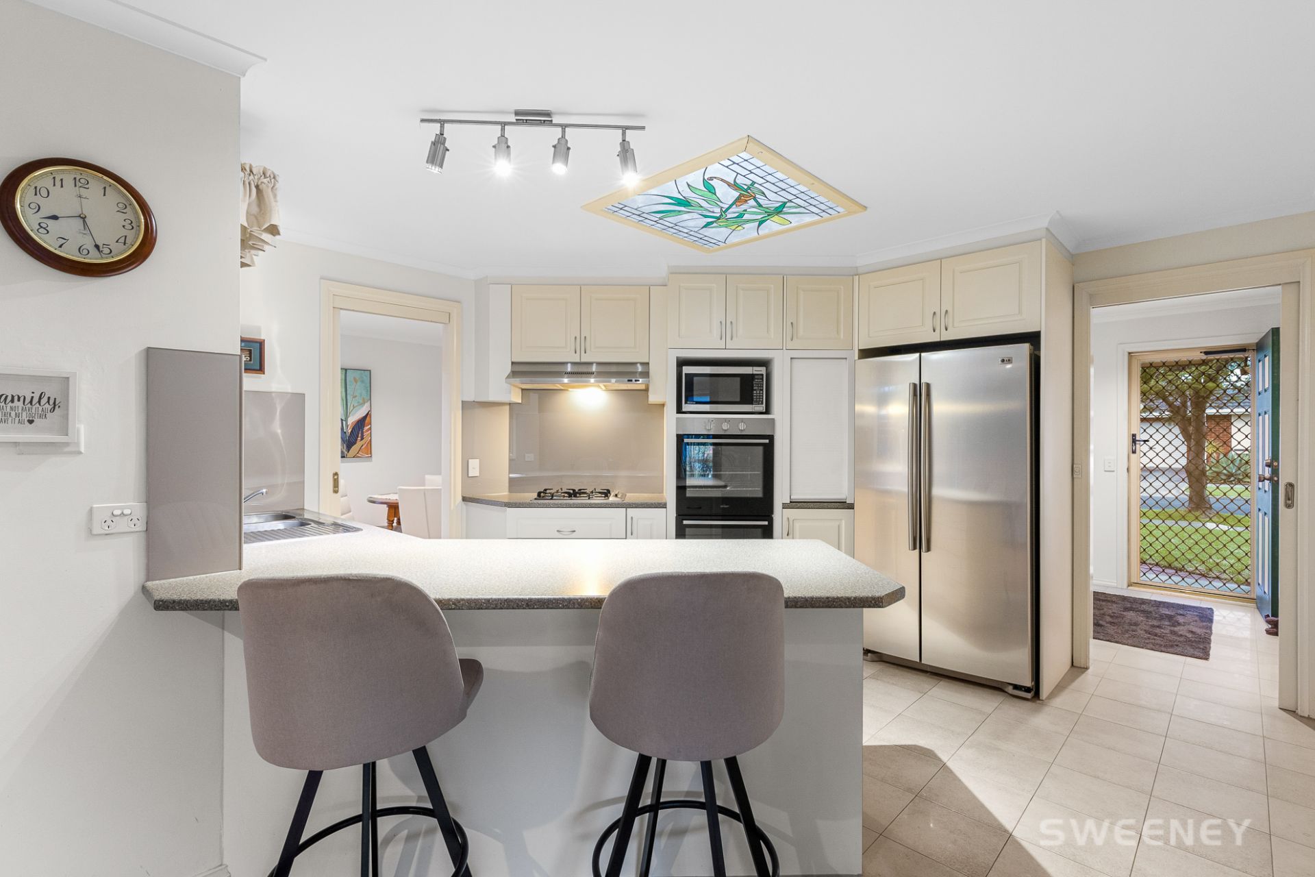 1 Cox Court, Altona Meadows - Thumbnail 8