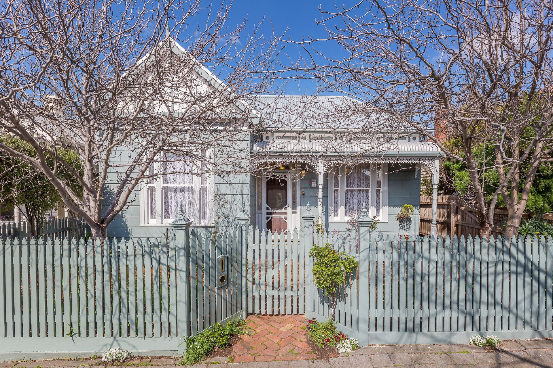 13 Lynch Street, Footscray - Thumbnail 2