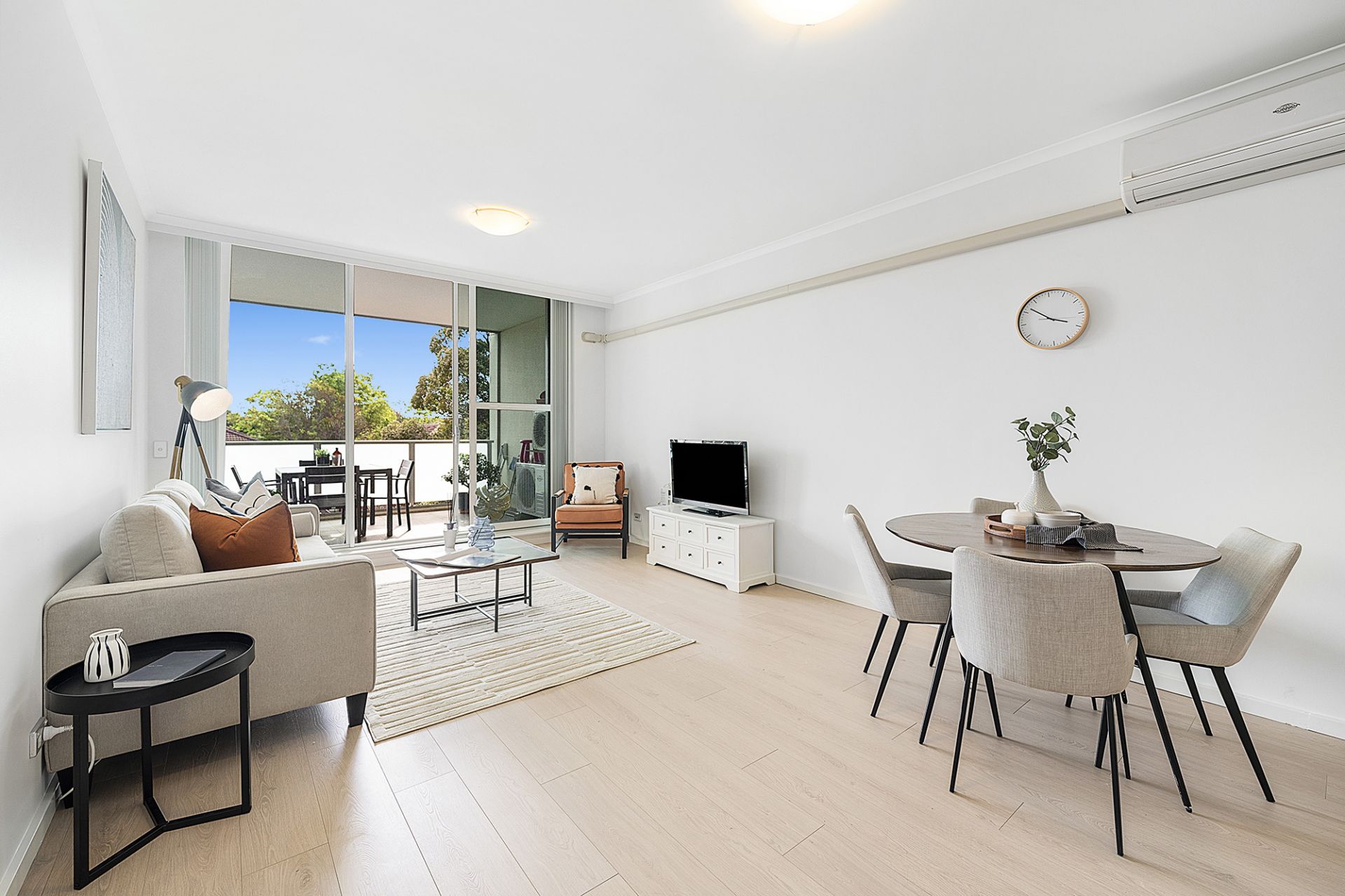 301/8 Station Street, Homebush, Homebush - Thumbnail 2