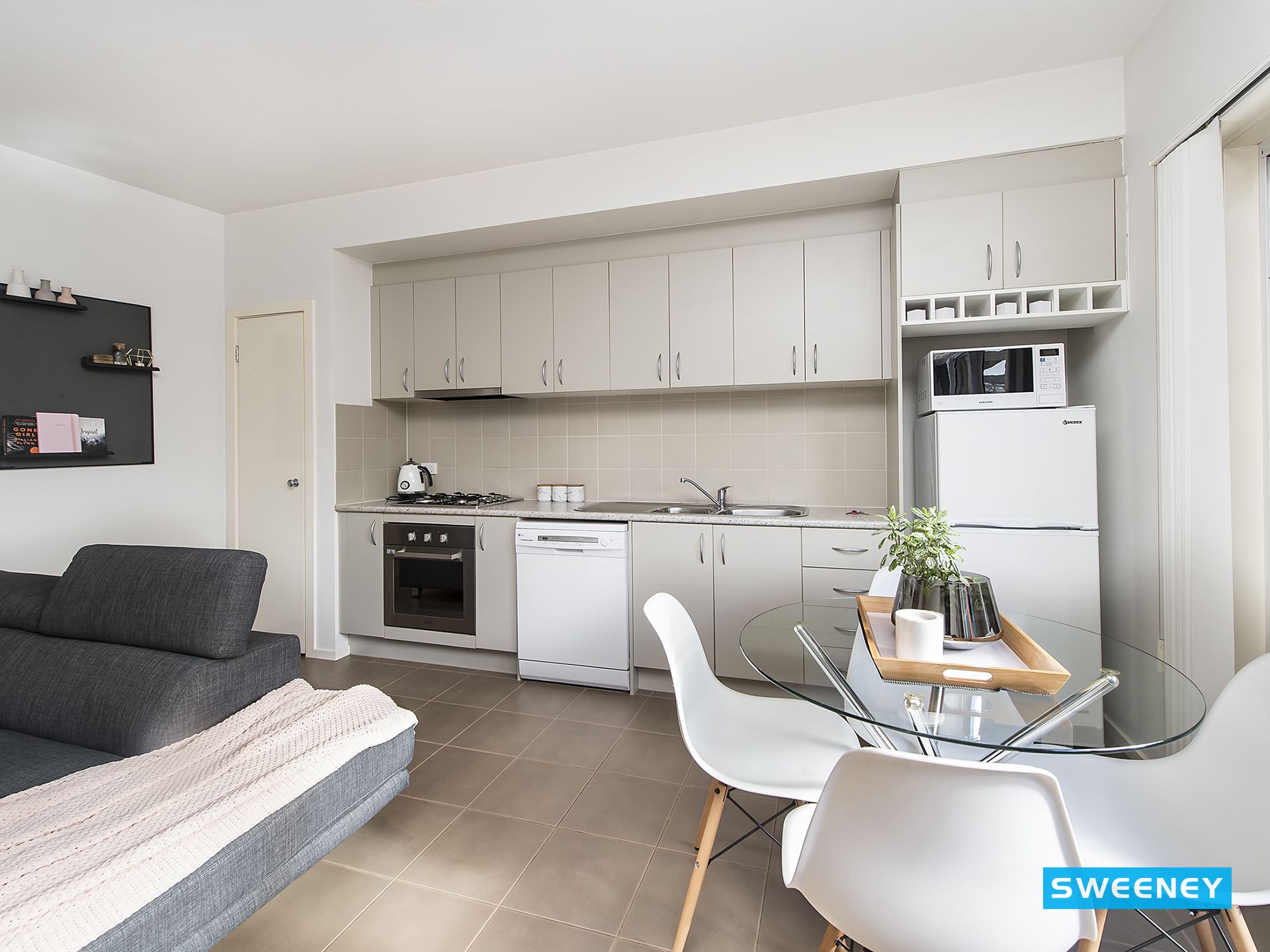 415 Hume Drive, Caroline Springs - Thumbnail 3