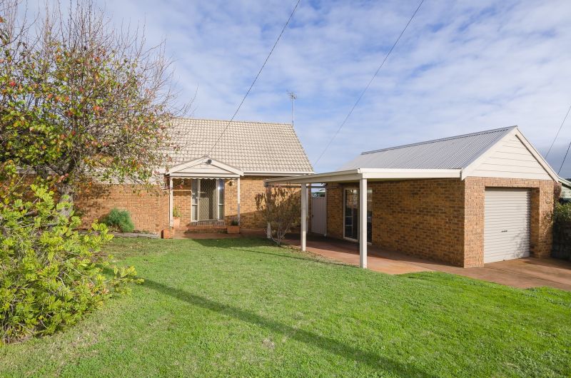 18 Northcote Road Ocean Grove VIC, Ocean Grove - Thumbnail 2
