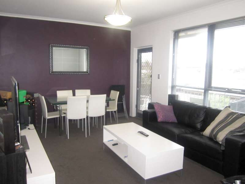 Conveniently Located in the Heart of Altona