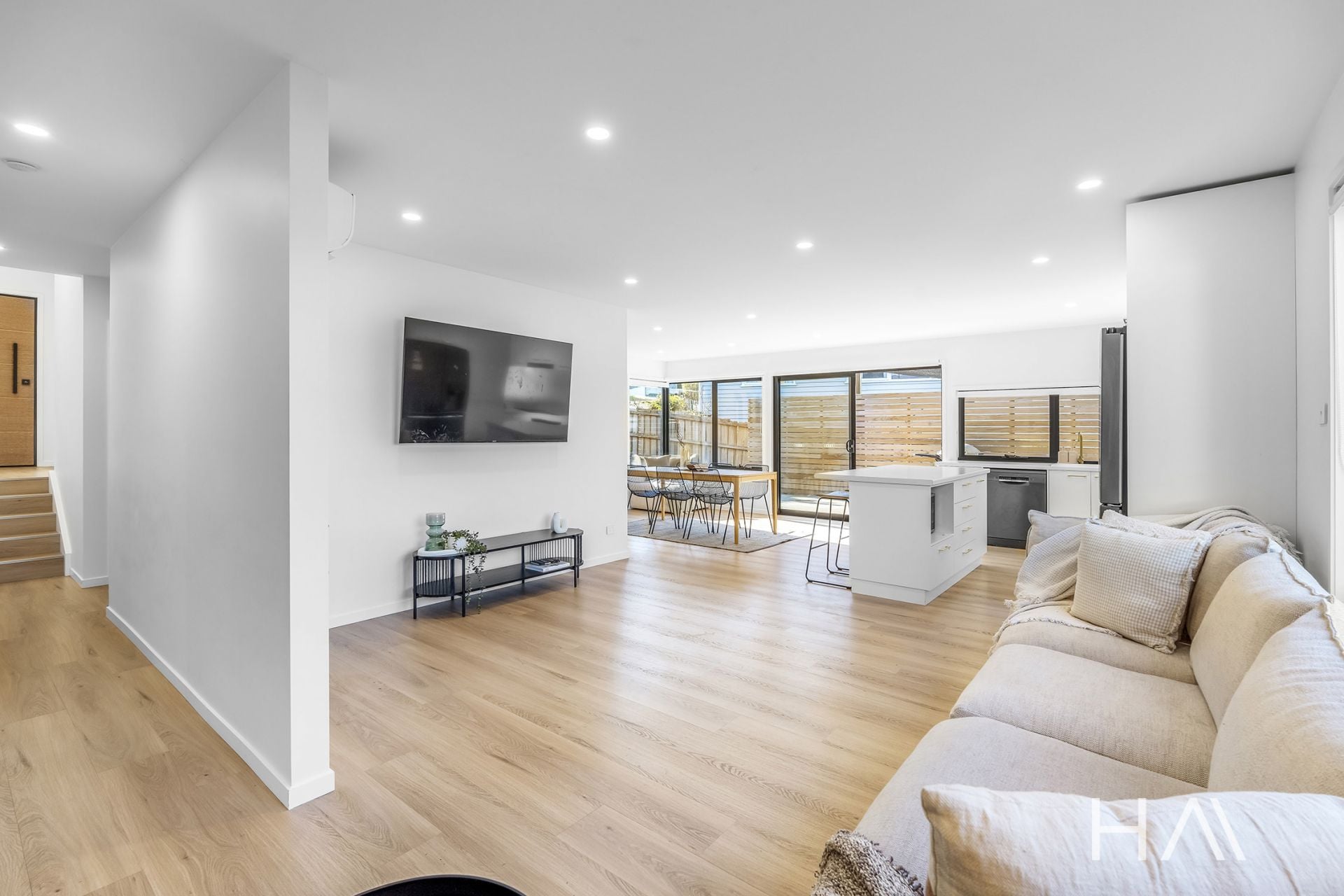2/1A Chestnut Avenue Lutana, Lutana - Thumbnail 6
