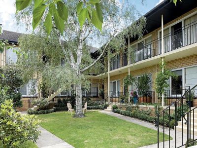 11/35 Normanby Street, Brighton