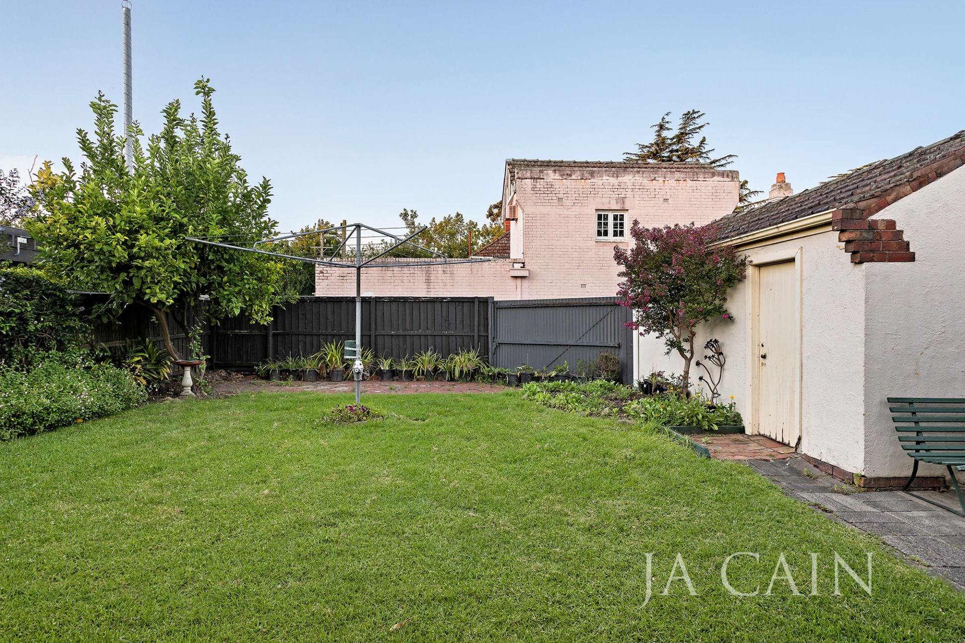 71 Kerferd Street, Malvern East J A CAIN Real Estate