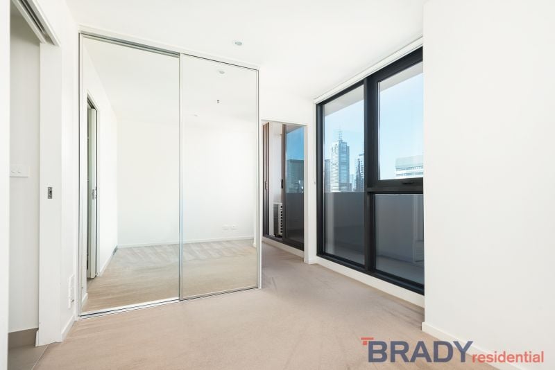 2202/8 Sutherland Street MELBOURNE VIC, Melbourne - Thumbnail 4