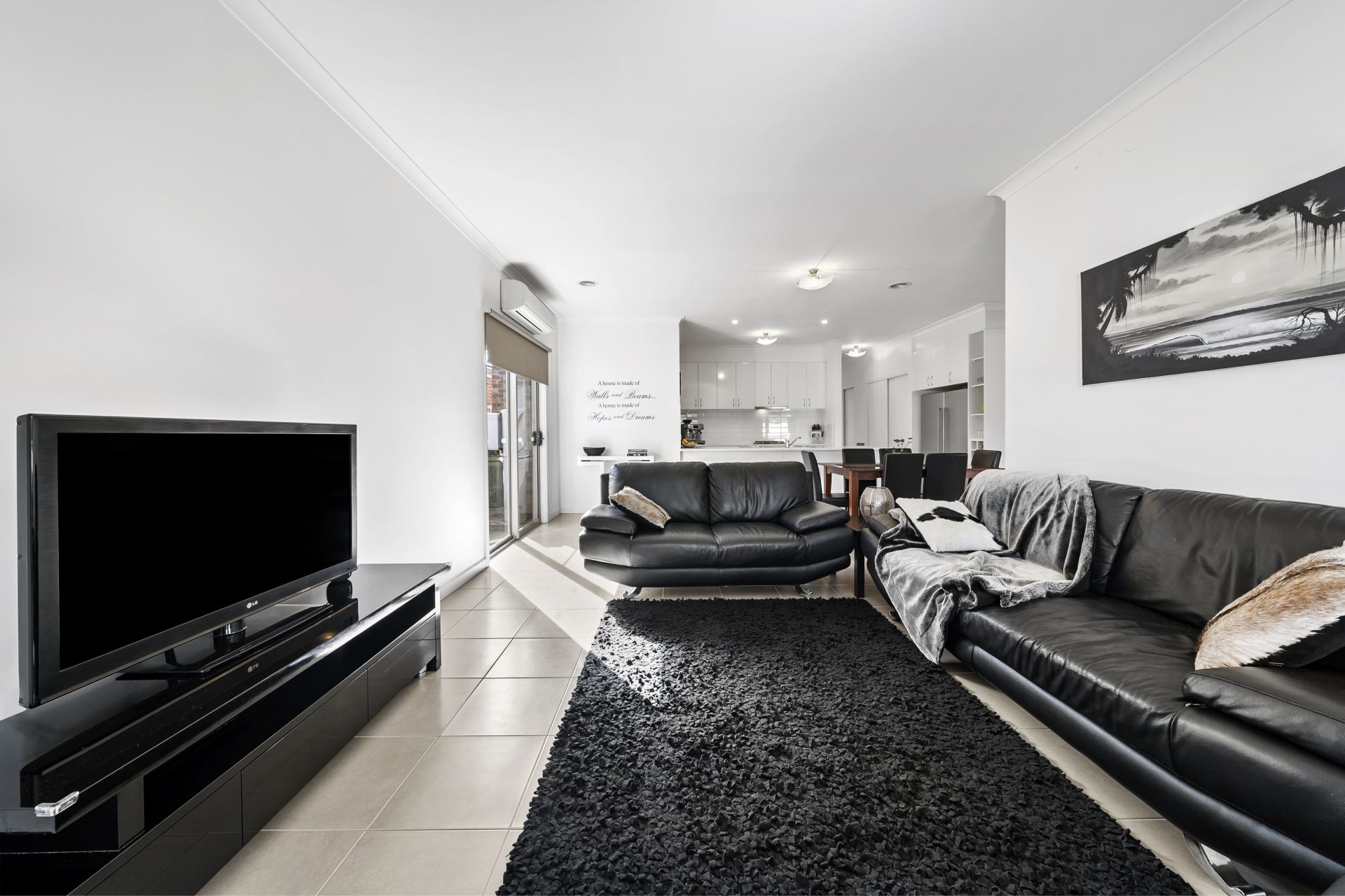 33 Chifley Drive, Delacombe, Delacombe, Delacombe - Thumbnail 4