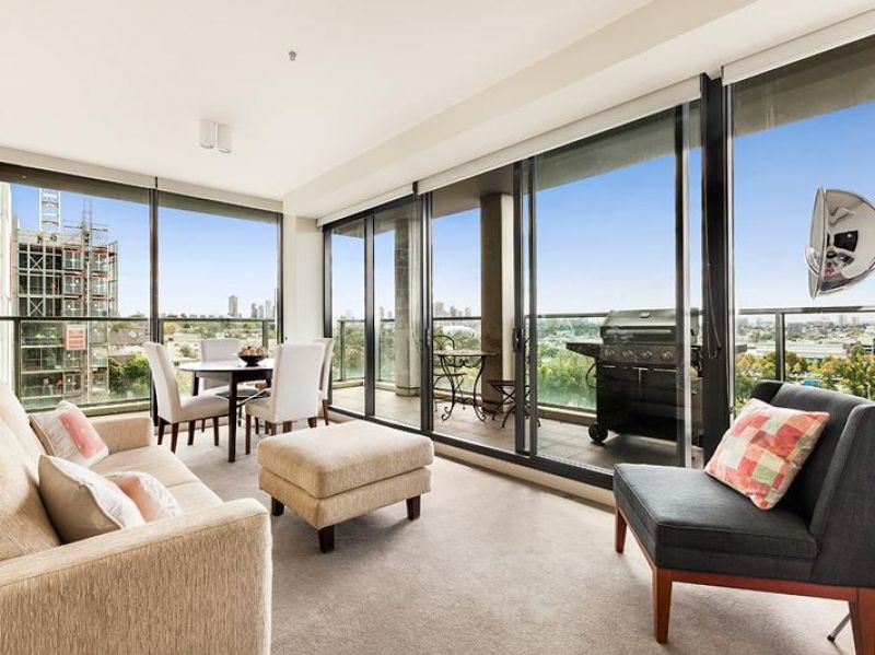 1205/50 Claremont Street, South Yarra - Thumbnail 3