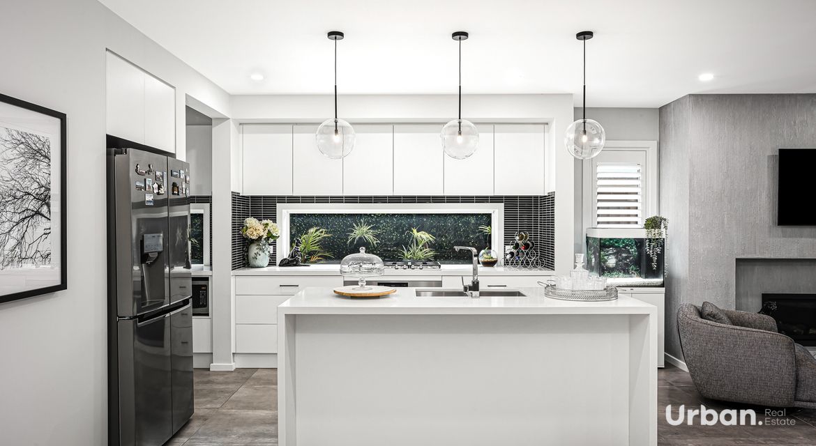 Colebee 65 Sandalwood Crescent