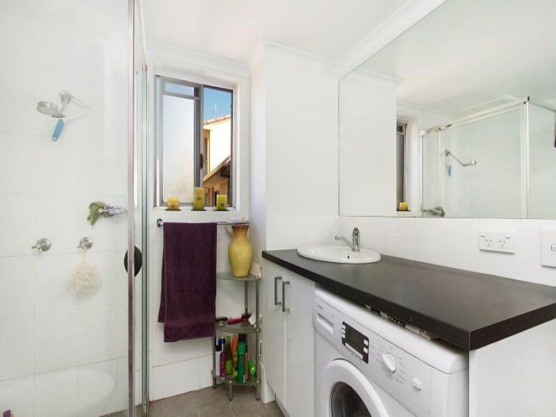 4/46 Coolangatta Road 'Grandeur' COOLANGATTA QLD, 'Grandeur' Coolangatta - Thumbnail 6