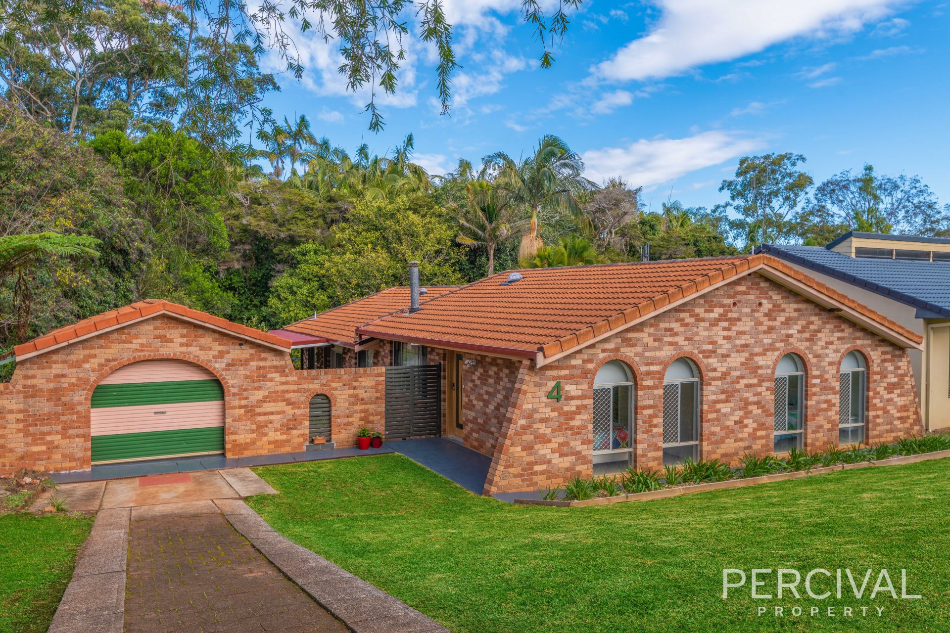 4 Hamlyn Drive Port Macquarie NSW, Port Macquarie - Thumbnail 2