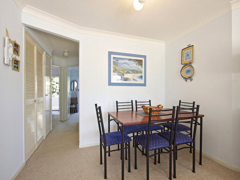 4/102 MUSGRAVE STREET - KIRRA PALMS KIRRA QLD, - Kirra Palms Kirra - Thumbnail 6