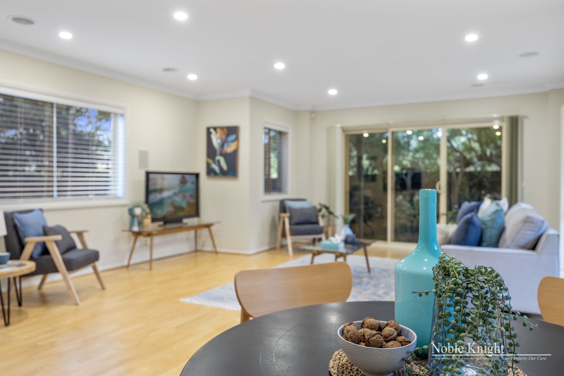 9/5155 Bell Street, Yarra Glen Noble Knight