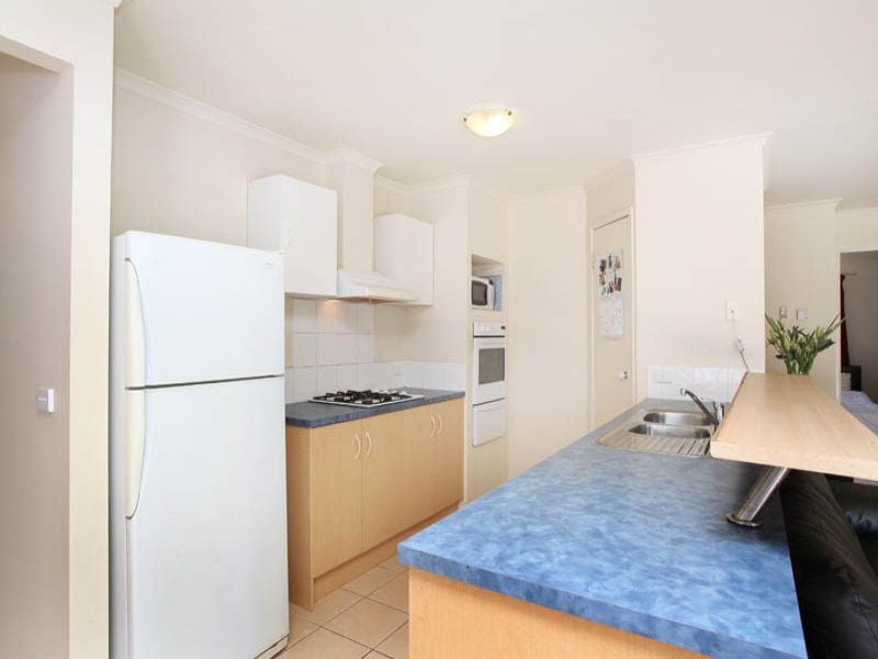 19 Daintree Retreat, Caroline Springs - Thumbnail 5