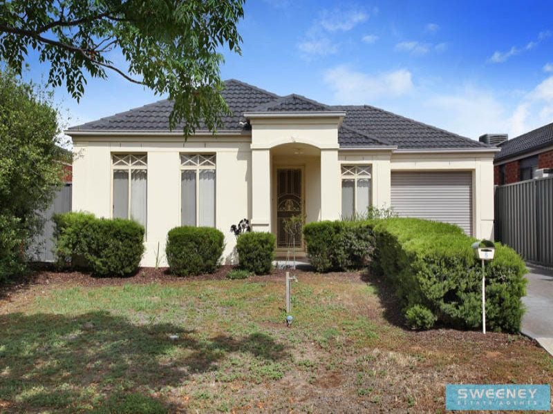 5 Klippel Way, Caroline Springs - Thumbnail 2