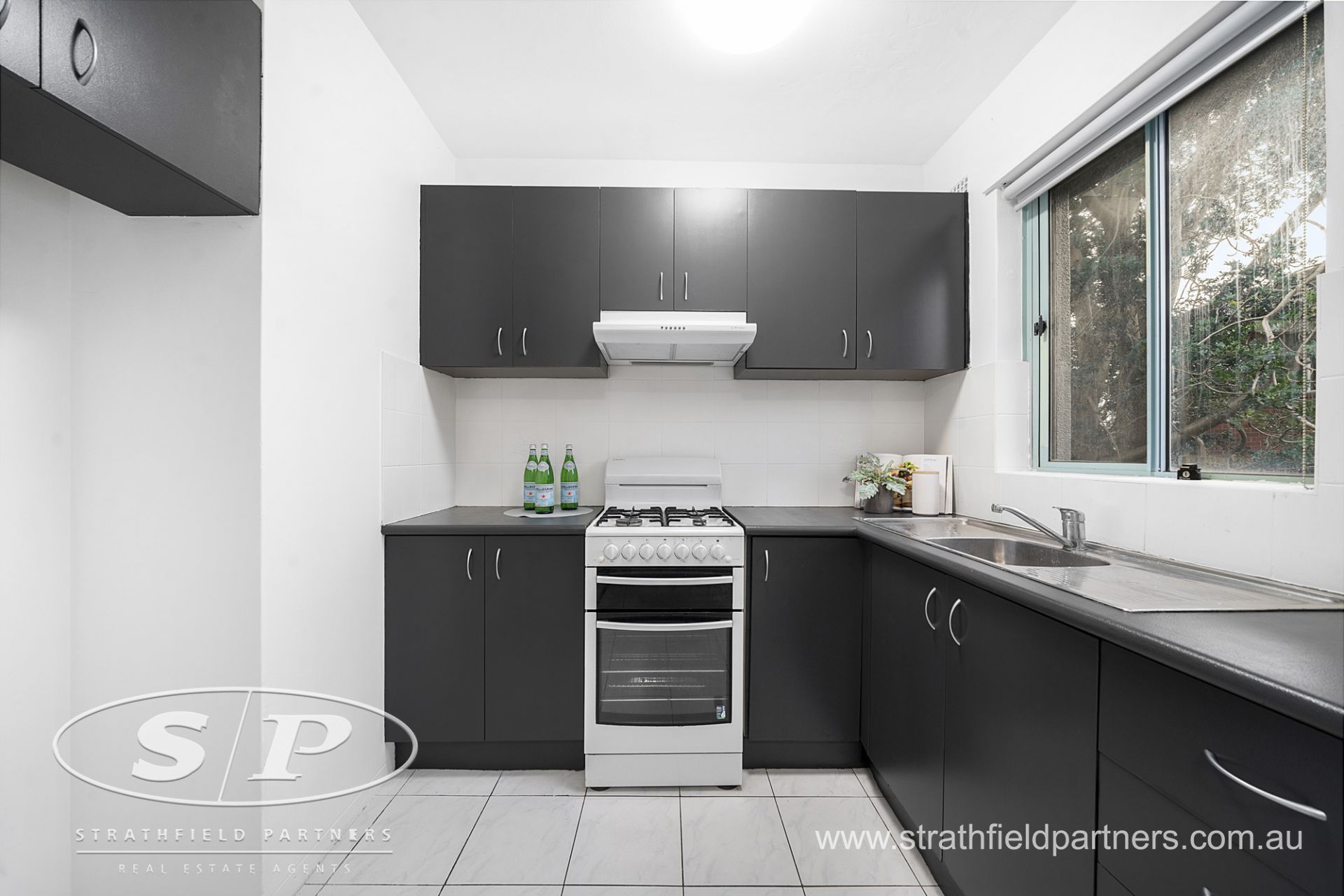 4/11-17 Davidson Street, Greenacre, Greenacre - Thumbnail 4