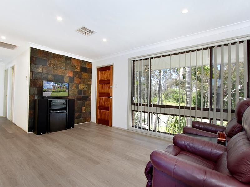 15 McGrath Road, McGraths Hill - Thumbnail 4