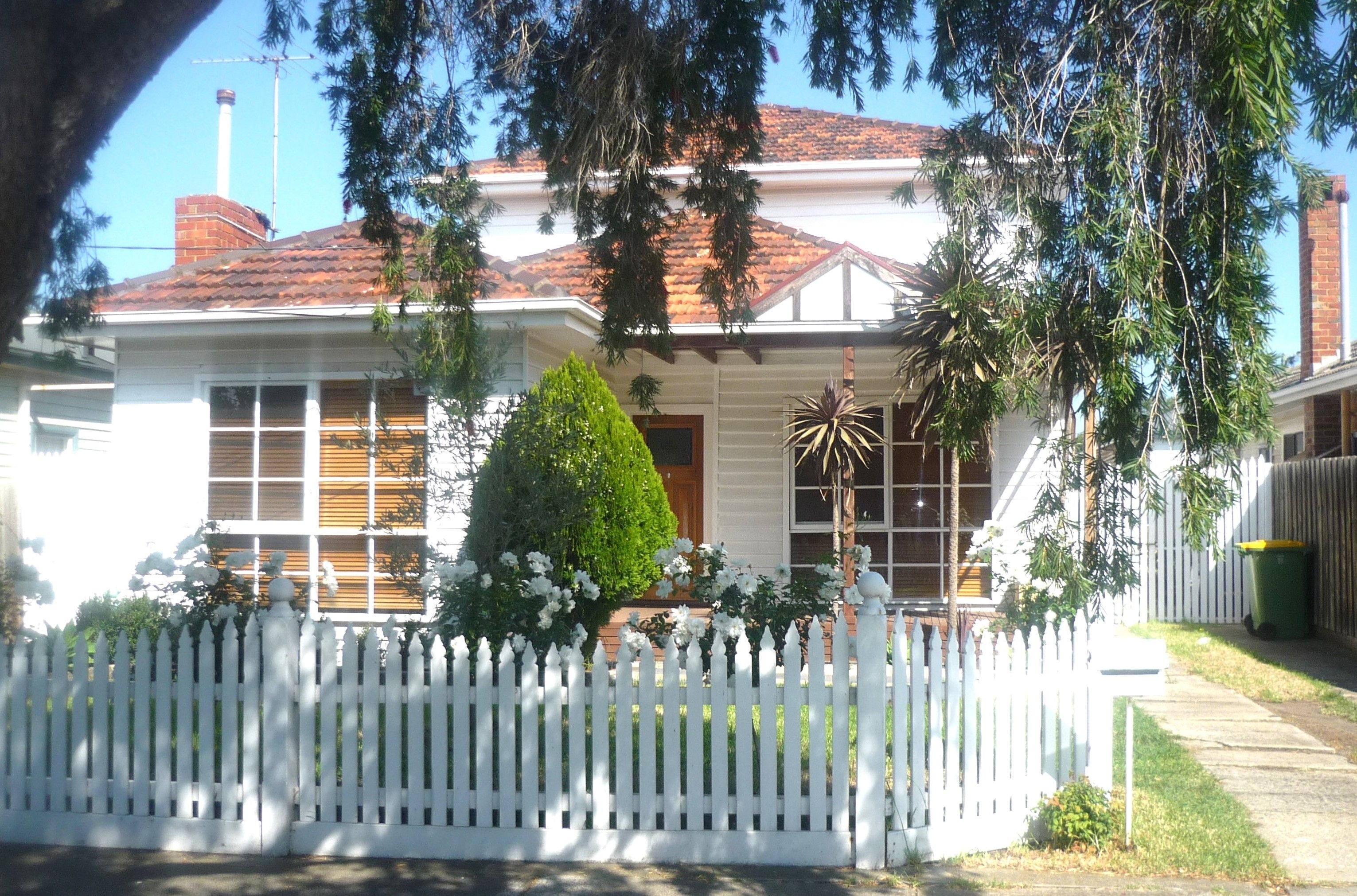 27 Suffolk Street West Footscray VIC, West Footscray - Thumbnail 2