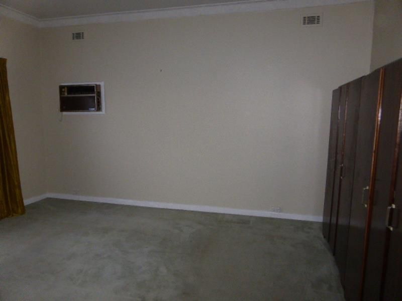PRICE-$340-$360PW LOOKING FOR A GREAT TENANT!