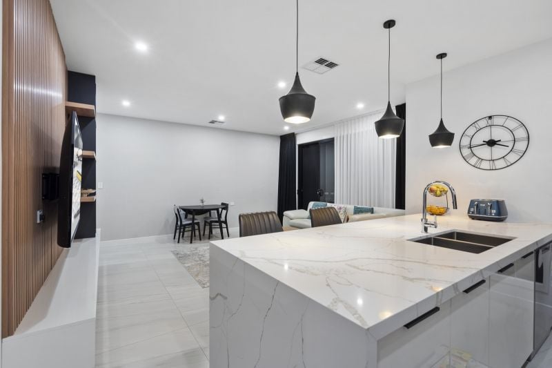 2/451 Pine Ridge Road, Runaway Bay - Thumbnail 6
