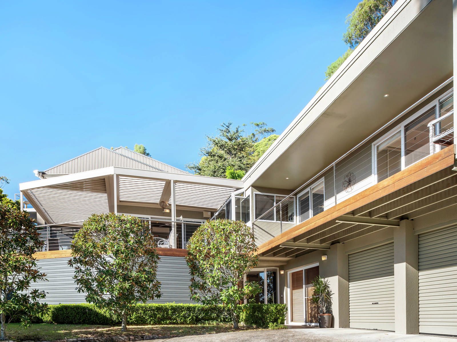 Real Estate For Lease 9 Loquat Valley Road Bayview , NSW