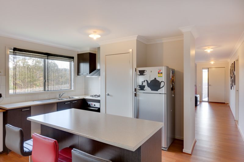 7 Quamby Mews, Bacchus Marsh - Thumbnail 4
