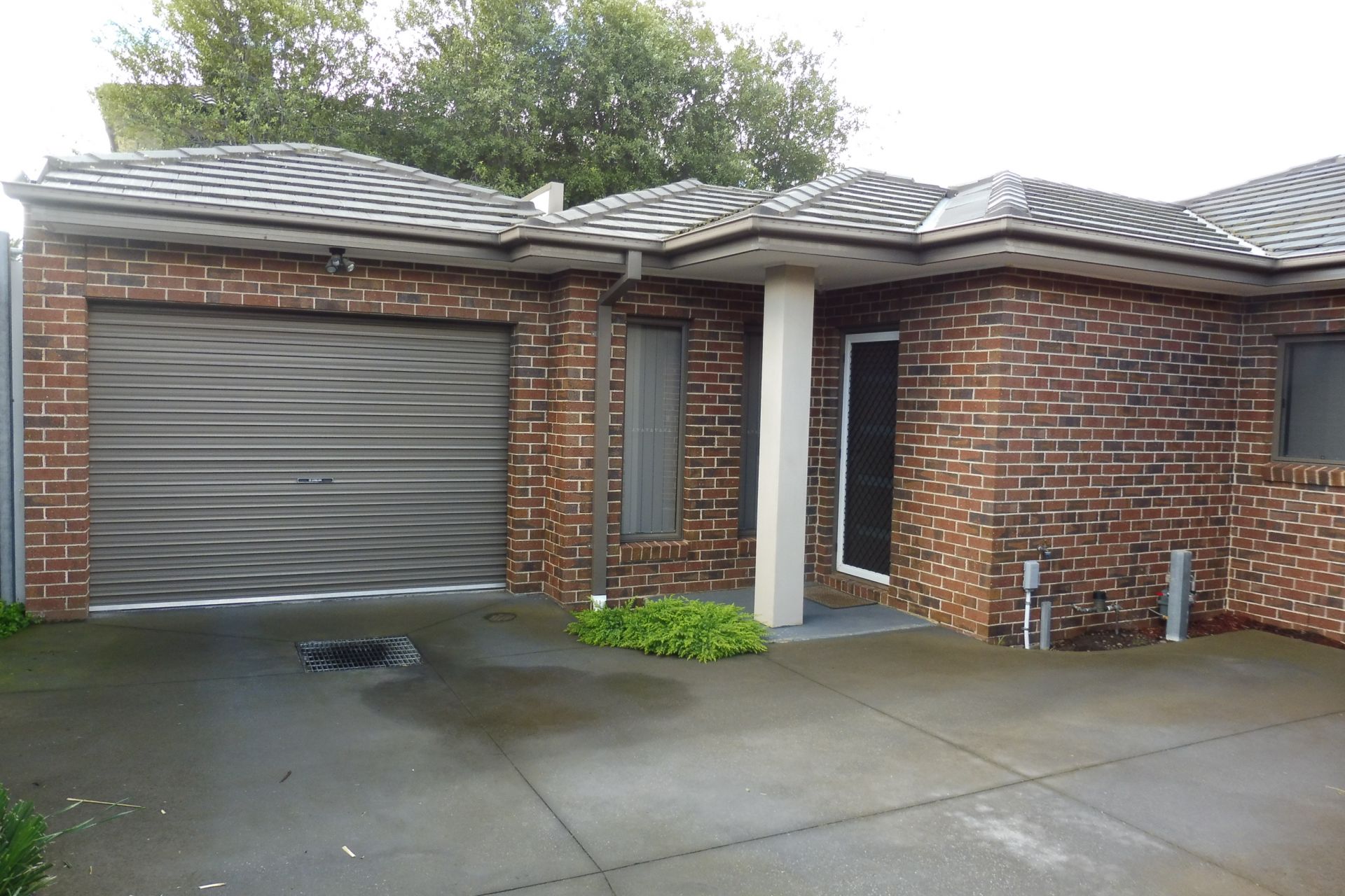 UNIT IN CONVENIANT LOCATION