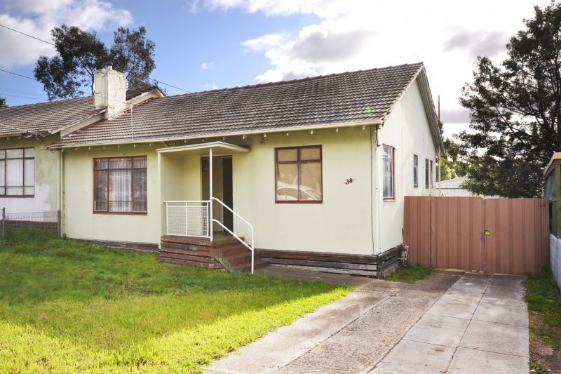 38 Holly Street, Preston